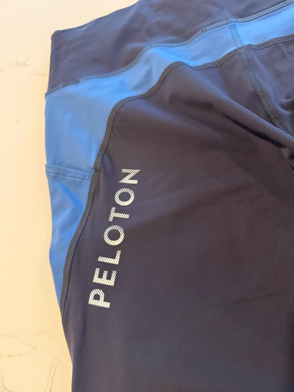 Peloton Navy and Blue Workout Bra & Leggings Set - Picture 8 of 9
